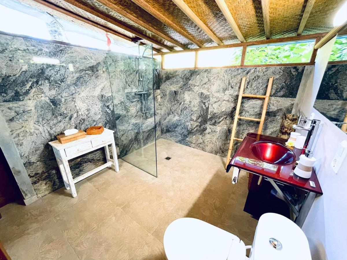 Villa Cantik Sambirenteng 그레텍 객실 사진