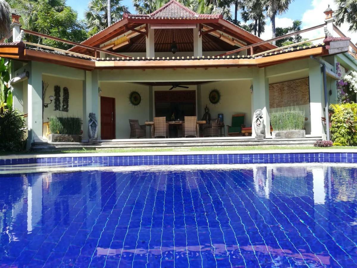 Villa Cantik Sambirenteng 그레텍 외부 사진